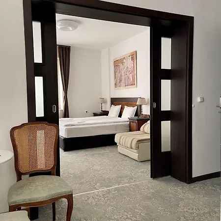 בית הארחה лондонъ - / London - *