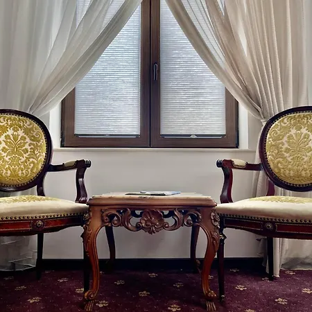 בית הארחה лондонъ - / London - קיוסטנדיל