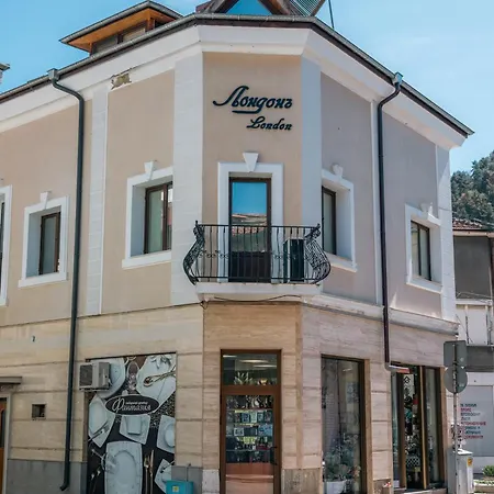 בית הארחה лондонъ - / London - קיוסטנדיל