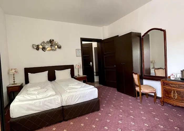 Konukevi лондонъ - / London - Köstendil